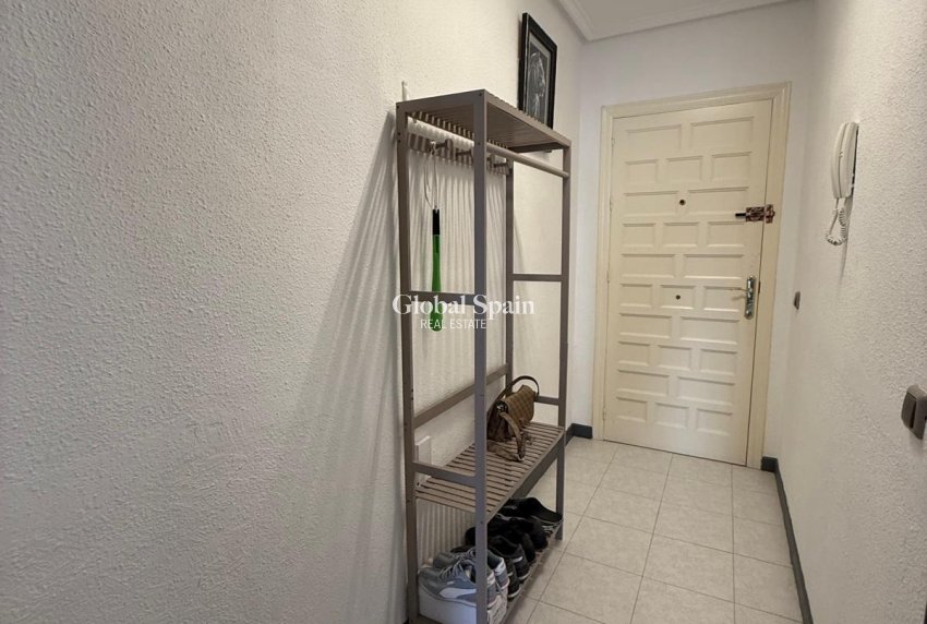 Revente - APPARTEMENT -
TORREVIEJA - Parque de las Naciones