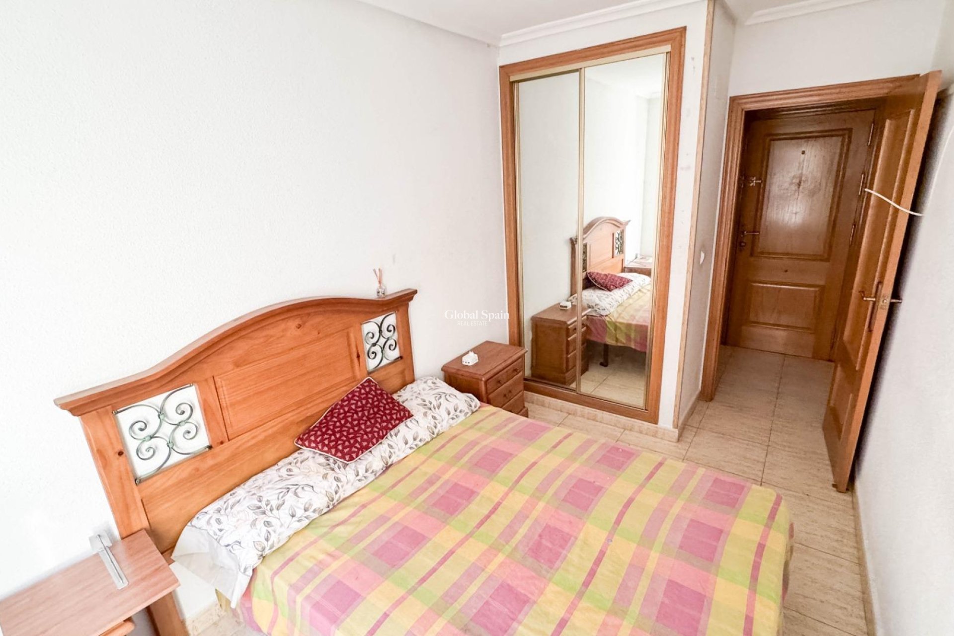 Revente - APPARTEMENT -
TORREVIEJA - Parque de las Naciones