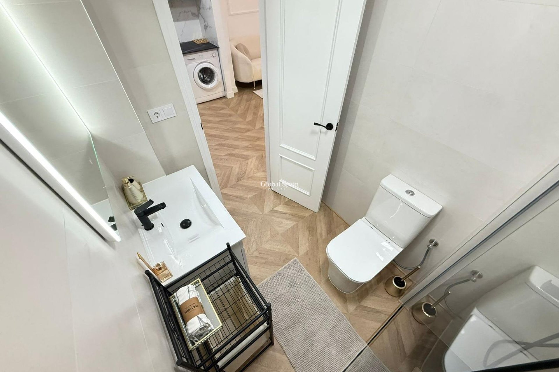 Revente - APPARTEMENT -
TORREVIEJA - Parque de las Naciones