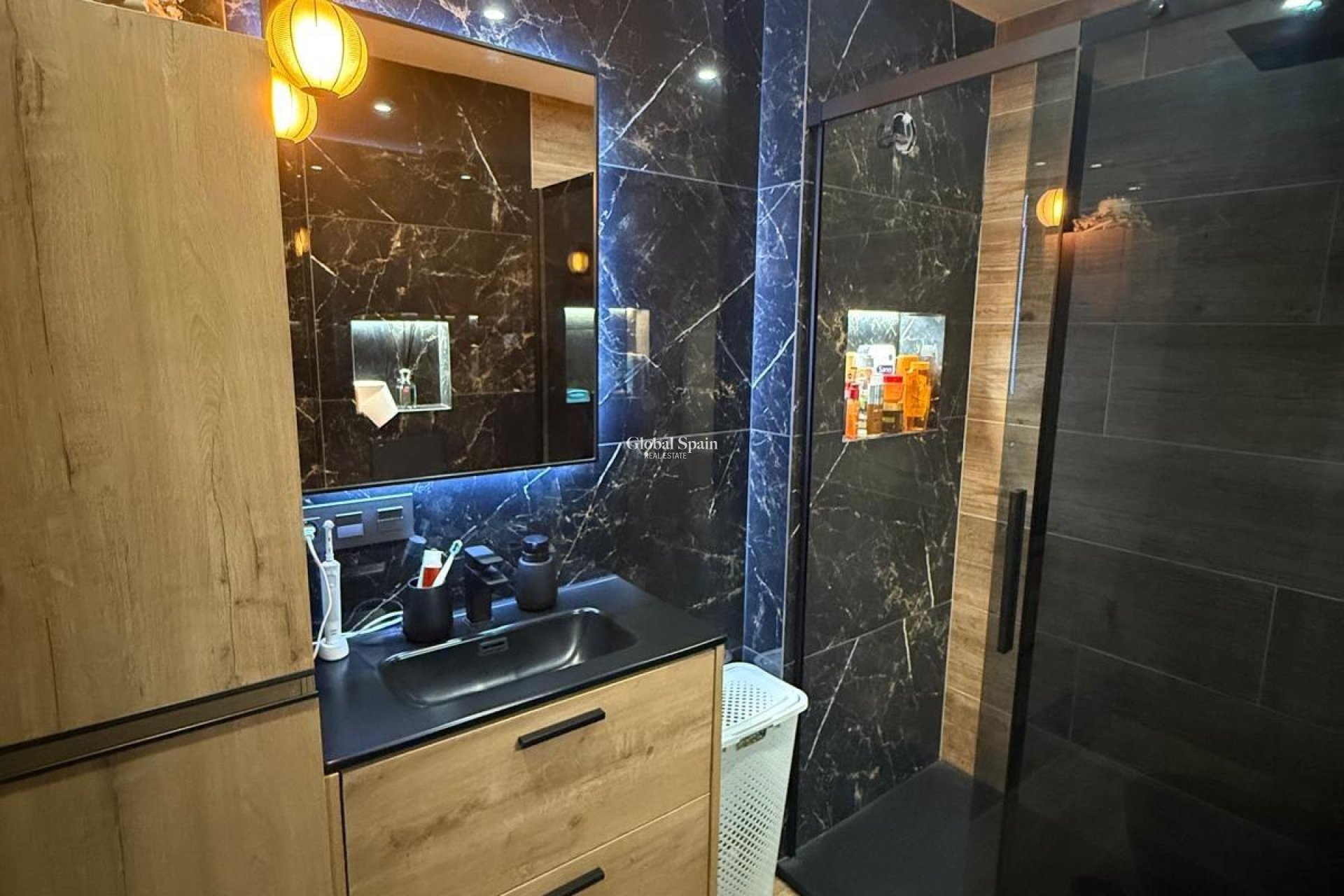 Revente - APPARTEMENT -
TORREVIEJA - Parque de las Naciones