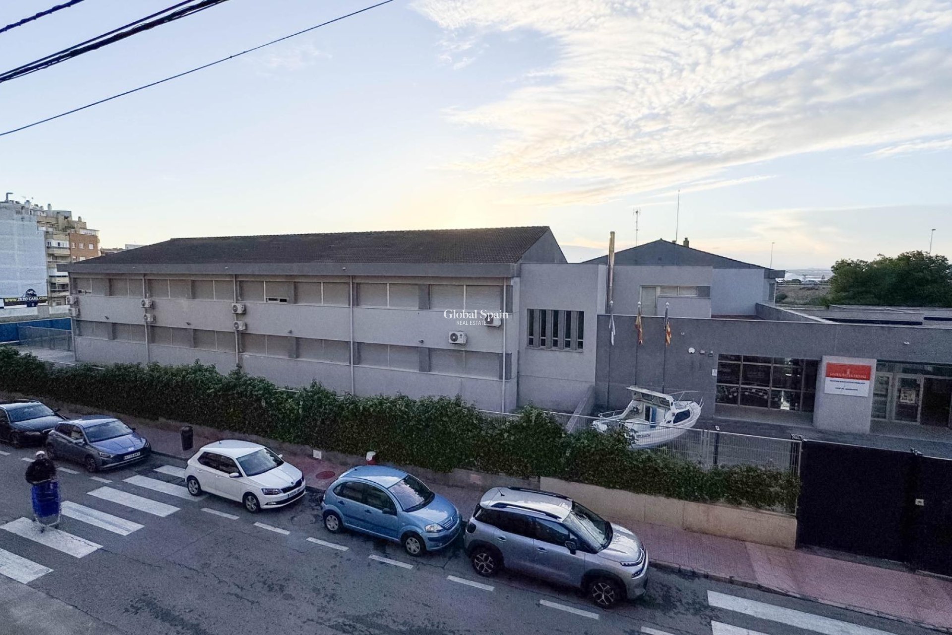 Revente - APPARTEMENT -
TORREVIEJA - Parque de las Naciones