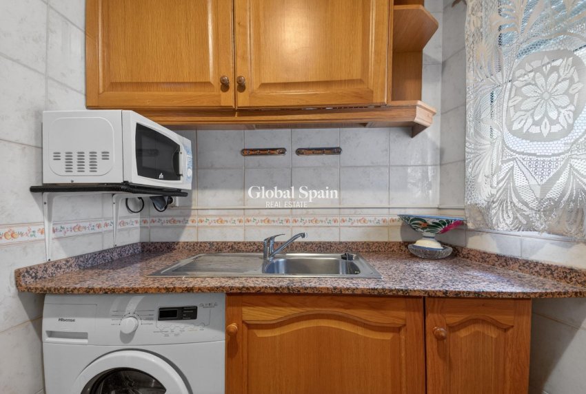 Revente - APPARTEMENT -
TORREVIEJA - Parque de las Naciones