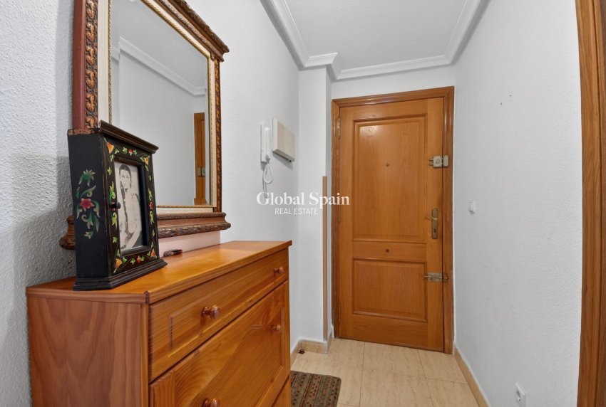 Revente - APPARTEMENT -
TORREVIEJA - Parque de las Naciones