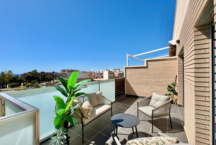 Revente - APPARTEMENT -
TORREVIEJA - Parque de las Naciones