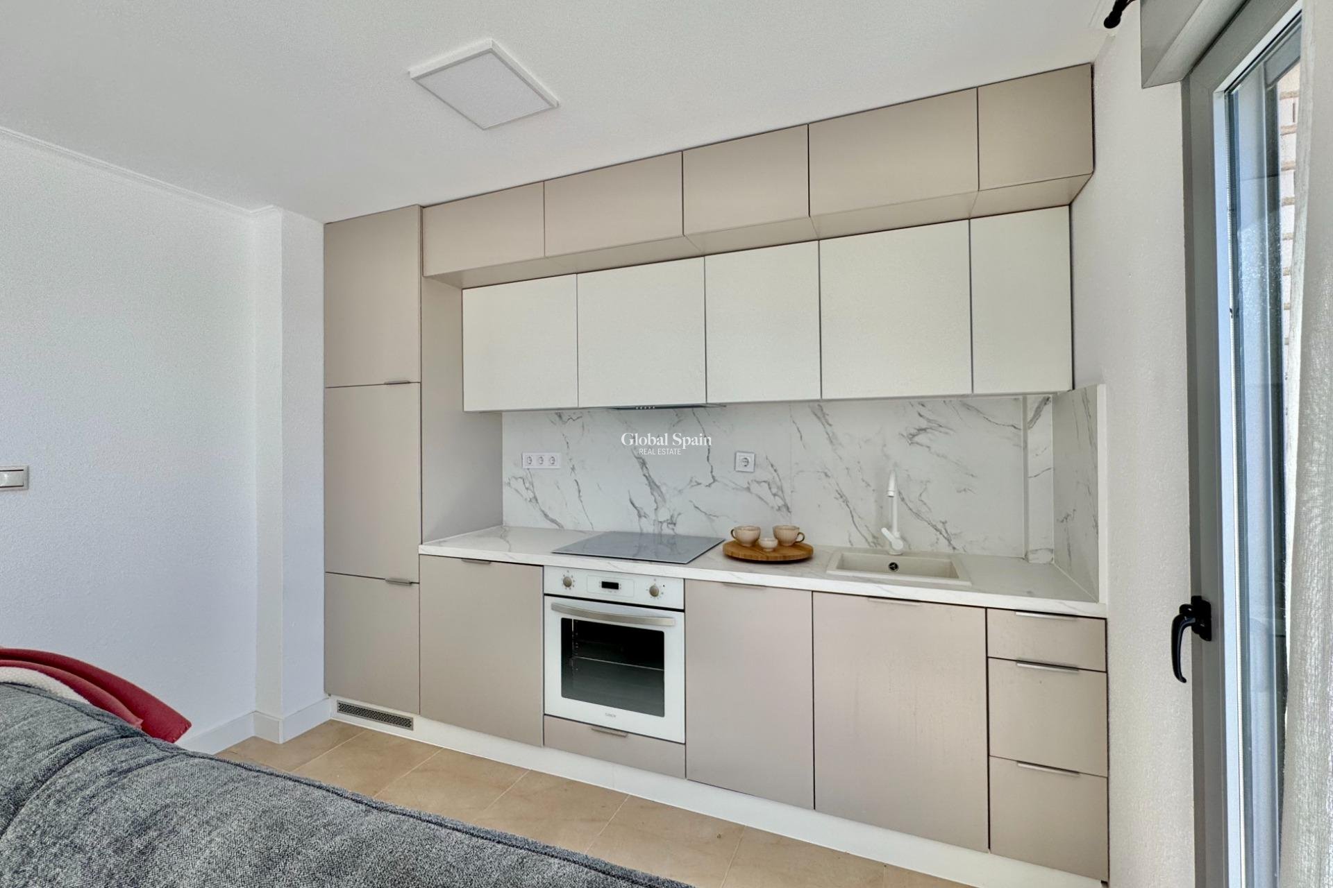 Revente - APPARTEMENT -
TORREVIEJA - Parque de las Naciones