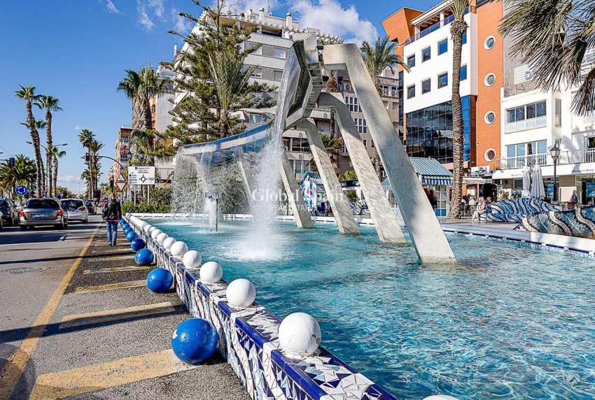 Revente - APPARTEMENT -
TORREVIEJA - Parque de las Naciones