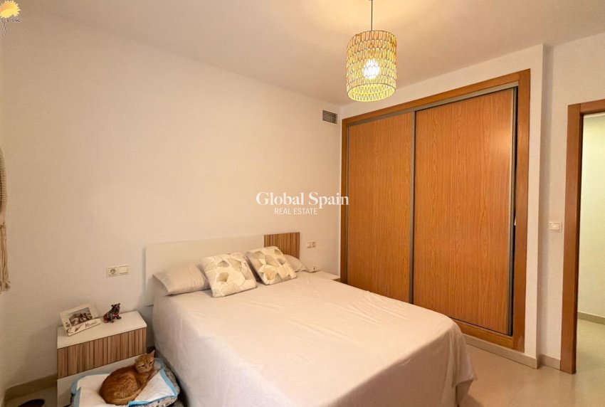Revente - APPARTEMENT -
TORREVIEJA - Parque de las Naciones