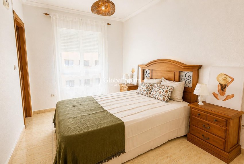 Revente - APPARTEMENT -
TORREVIEJA - Parque de las Naciones