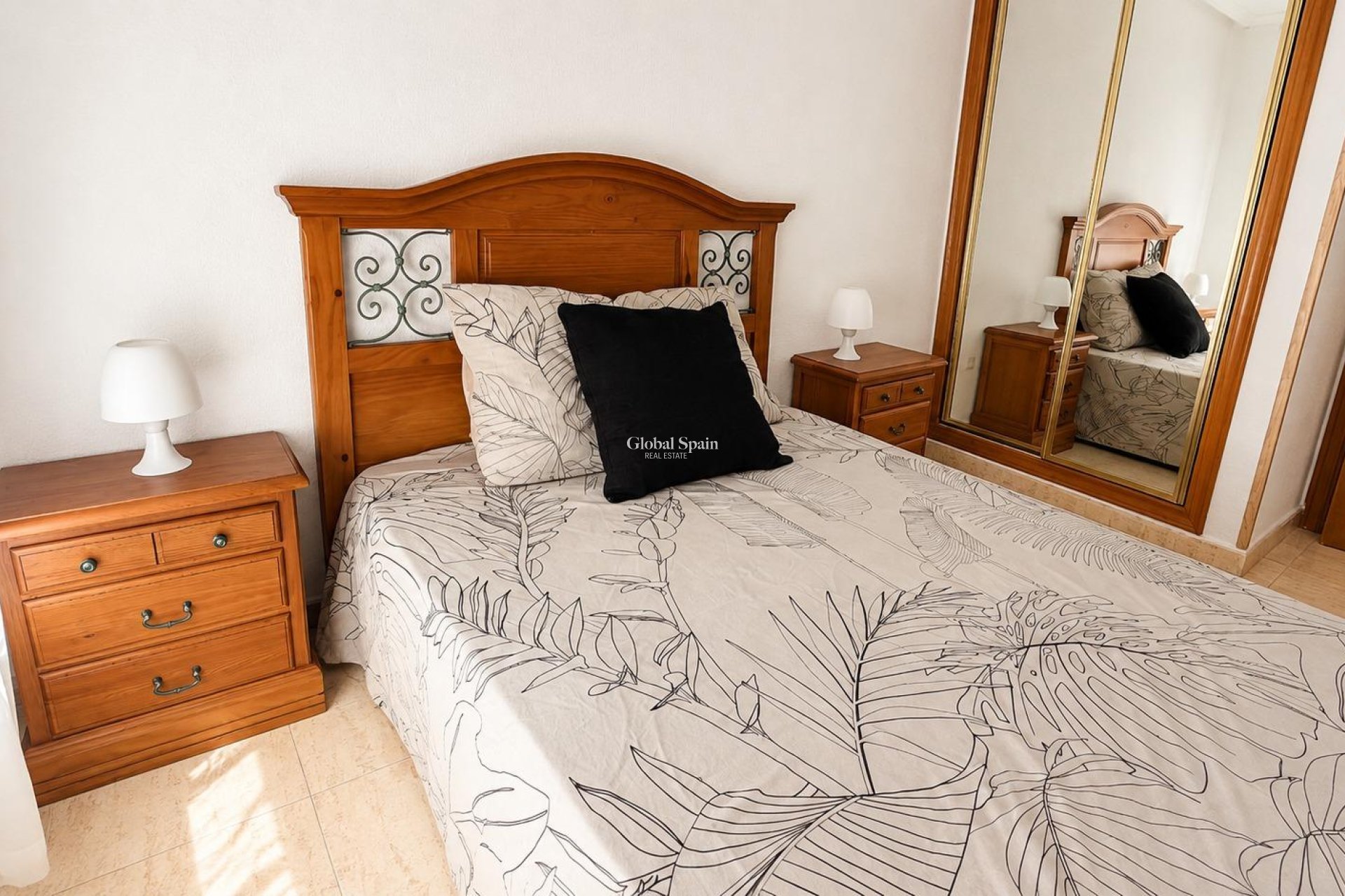 Revente - APPARTEMENT -
TORREVIEJA - Parque de las Naciones