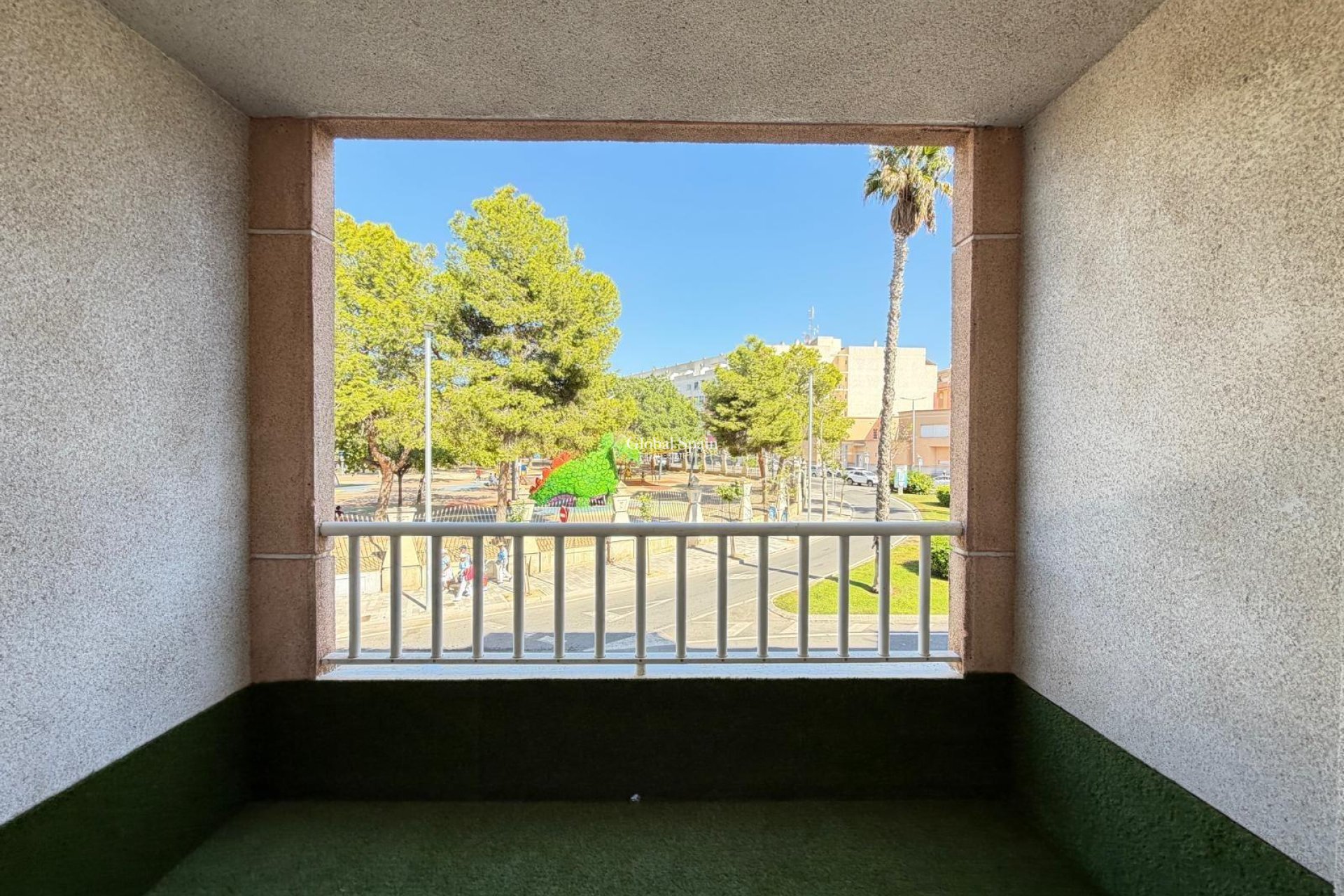 Revente - APPARTEMENT -
TORREVIEJA - Parque de las Naciones