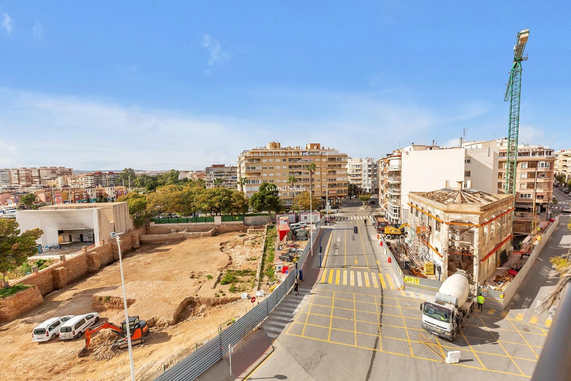 Revente - APPARTEMENT -
TORREVIEJA - Paseo maritimo