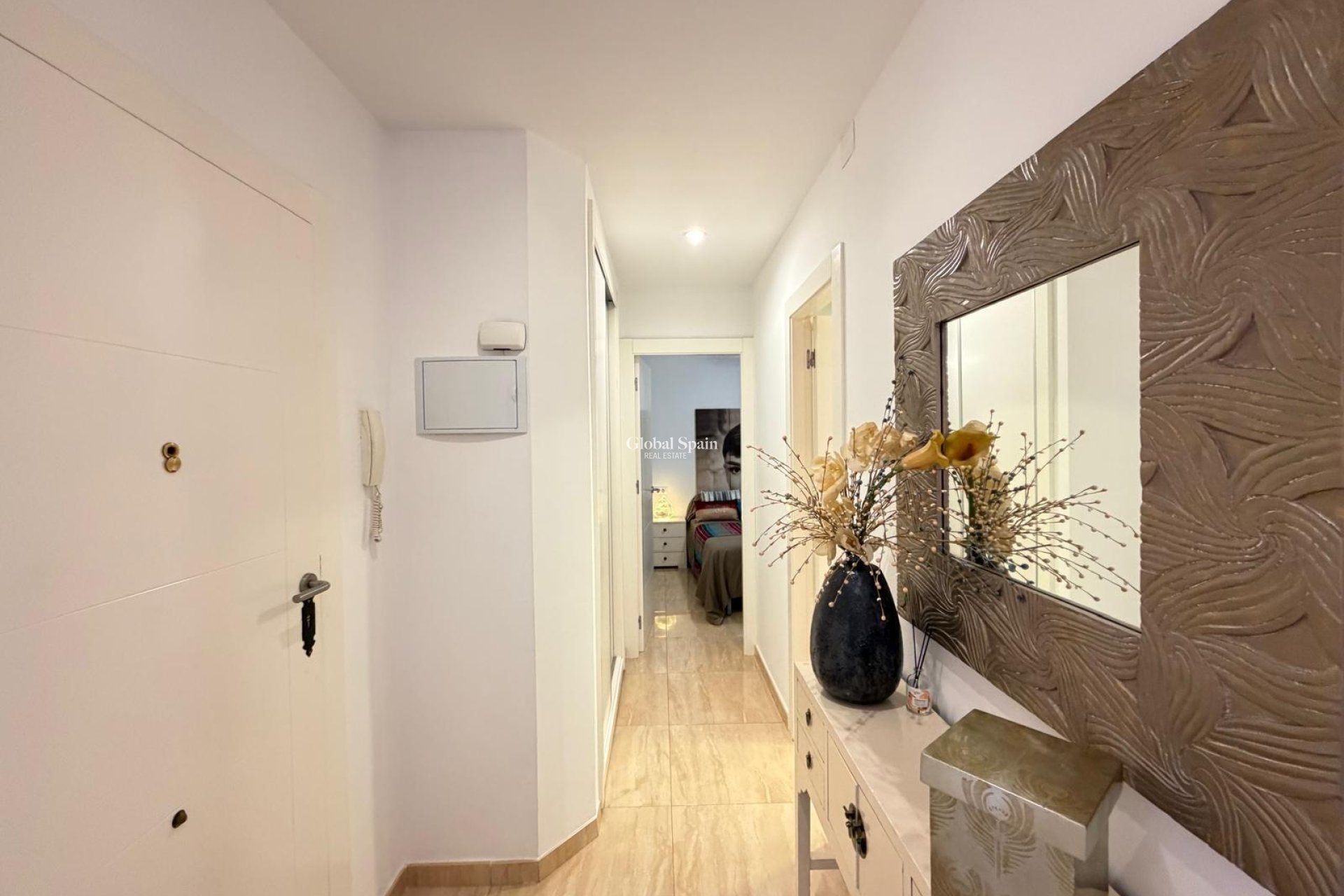 Revente - APPARTEMENT -
TORREVIEJA - Paseo maritimo