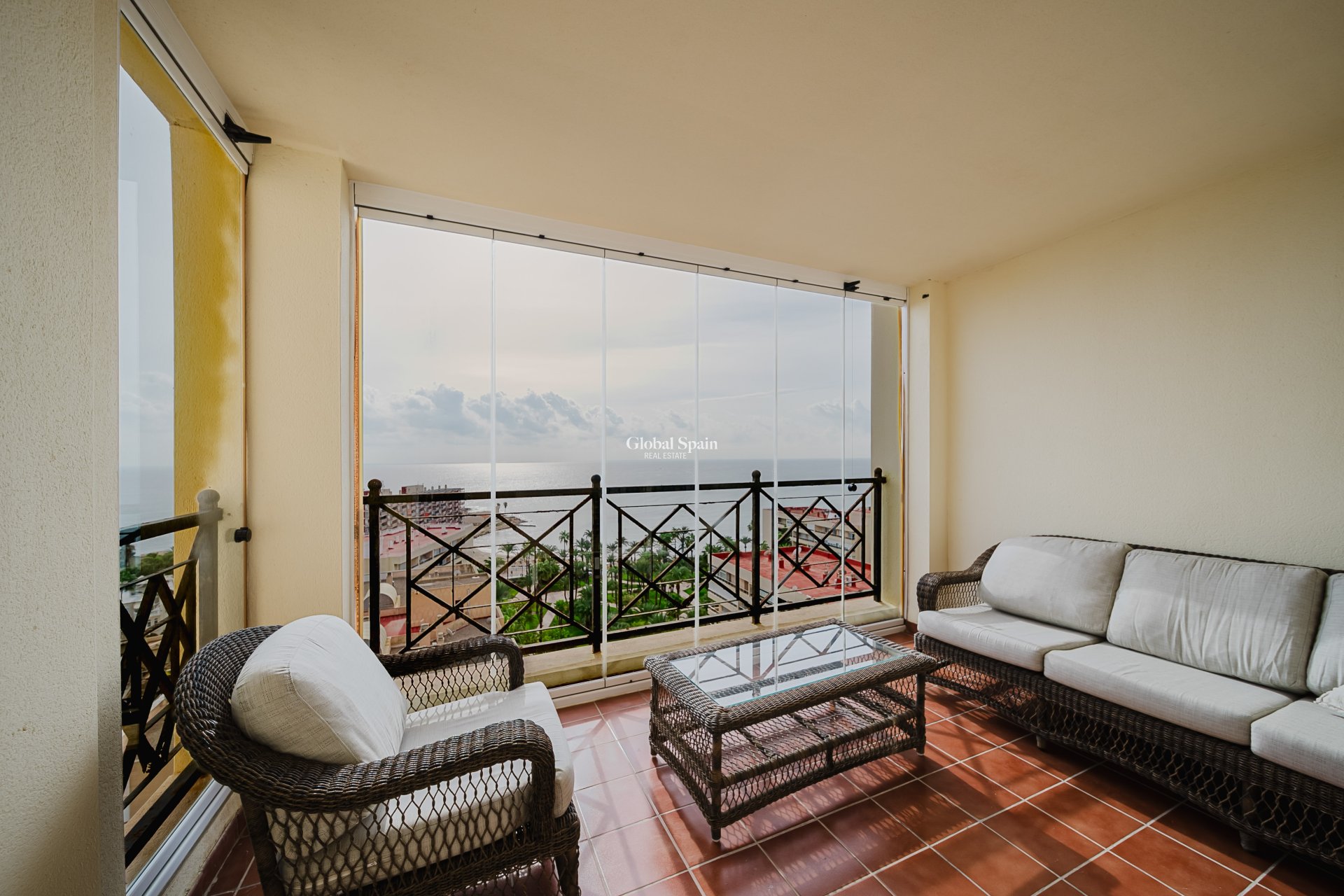 Revente - Appartement -
TORREVIEJA - Playa de los locos