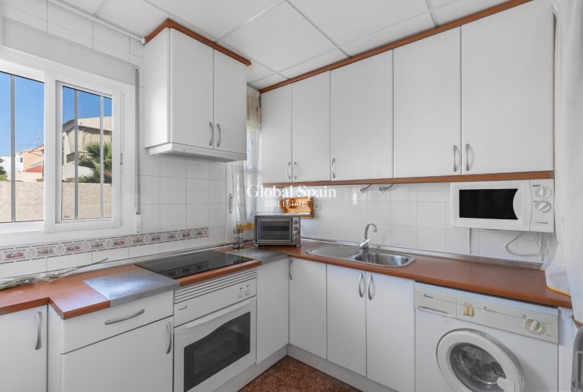 Revente - Appartement -
TORREVIEJA - Playa de los locos