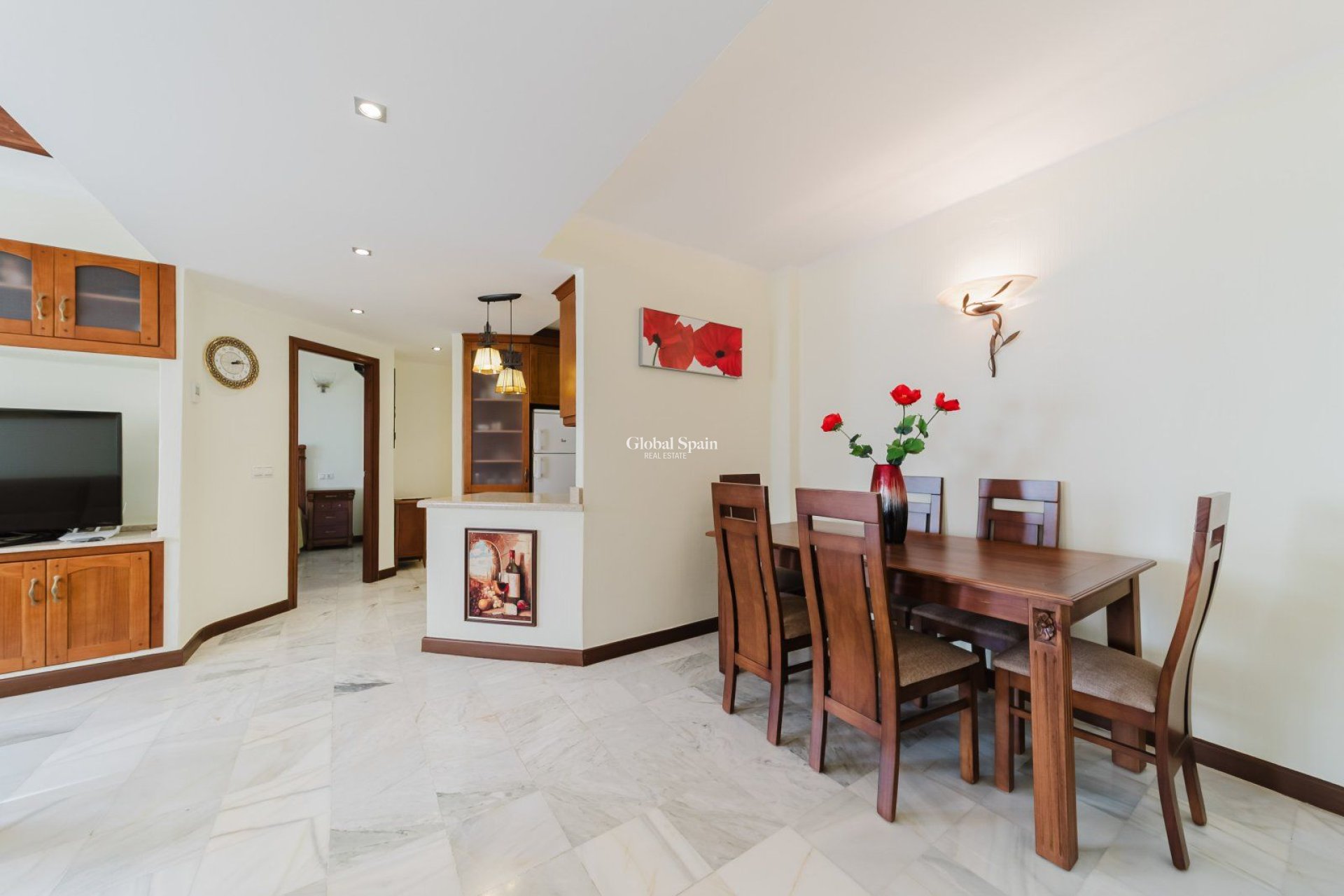 Revente - APPARTEMENT -
TORREVIEJA - Playa de los locos