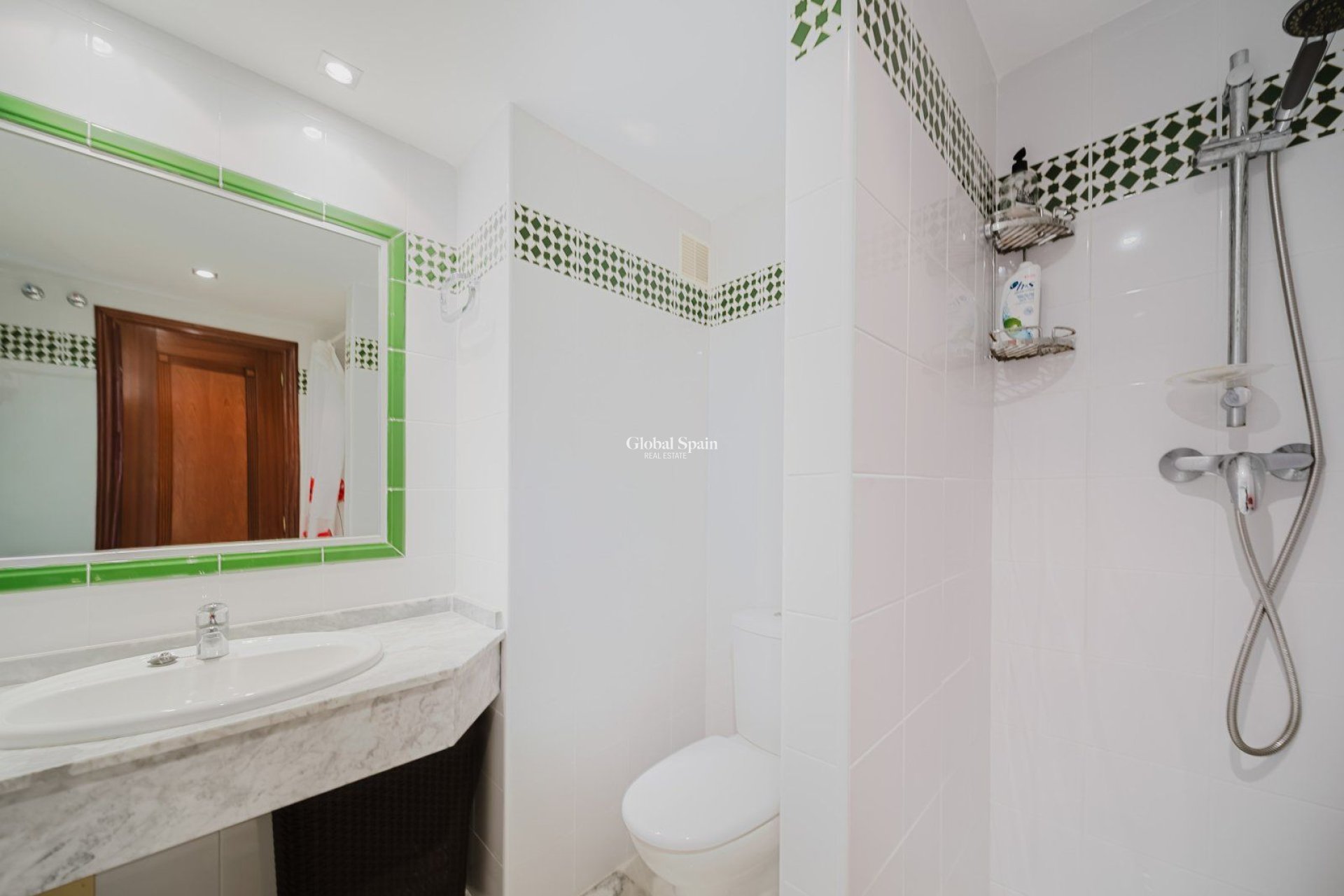 Revente - APPARTEMENT -
TORREVIEJA - Playa de los locos