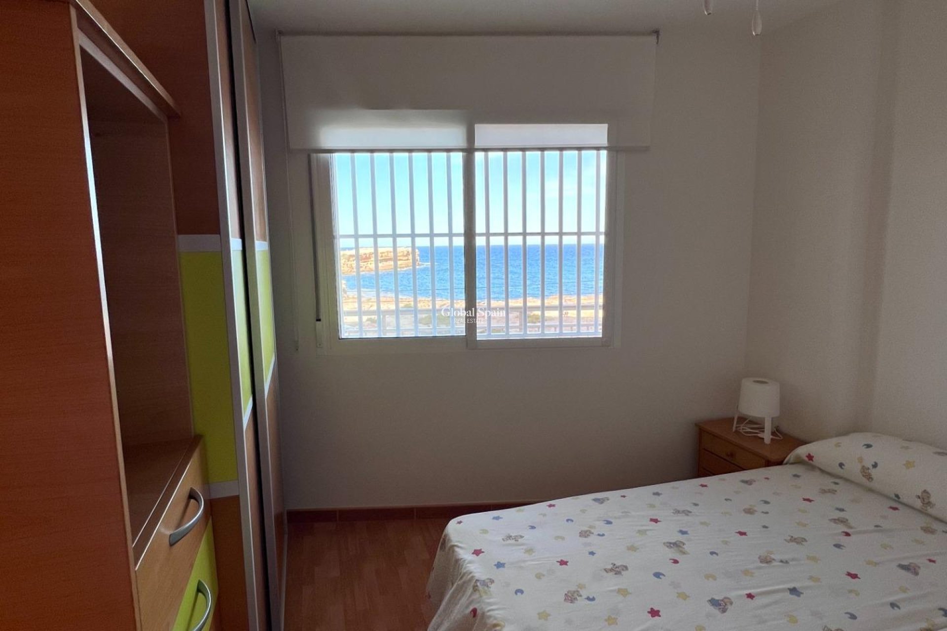 Revente - APPARTEMENT -
TORREVIEJA - Playa de los Locos