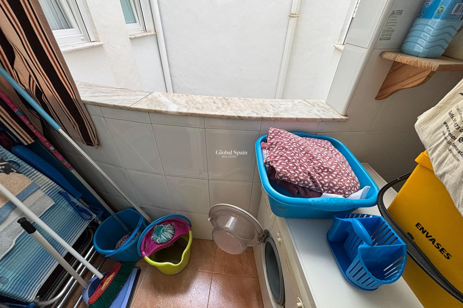 Revente - APPARTEMENT -
TORREVIEJA - Playa de los Locos