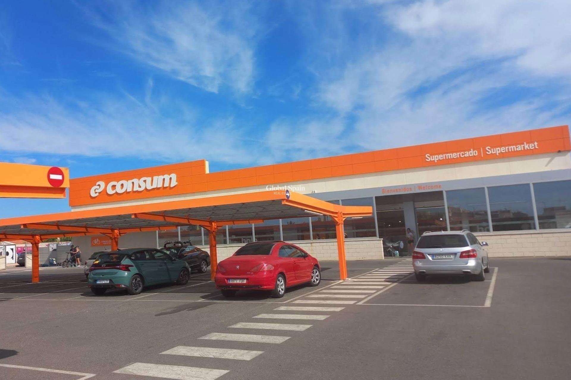 Revente - APPARTEMENT -
TORREVIEJA - Playa de los Locos