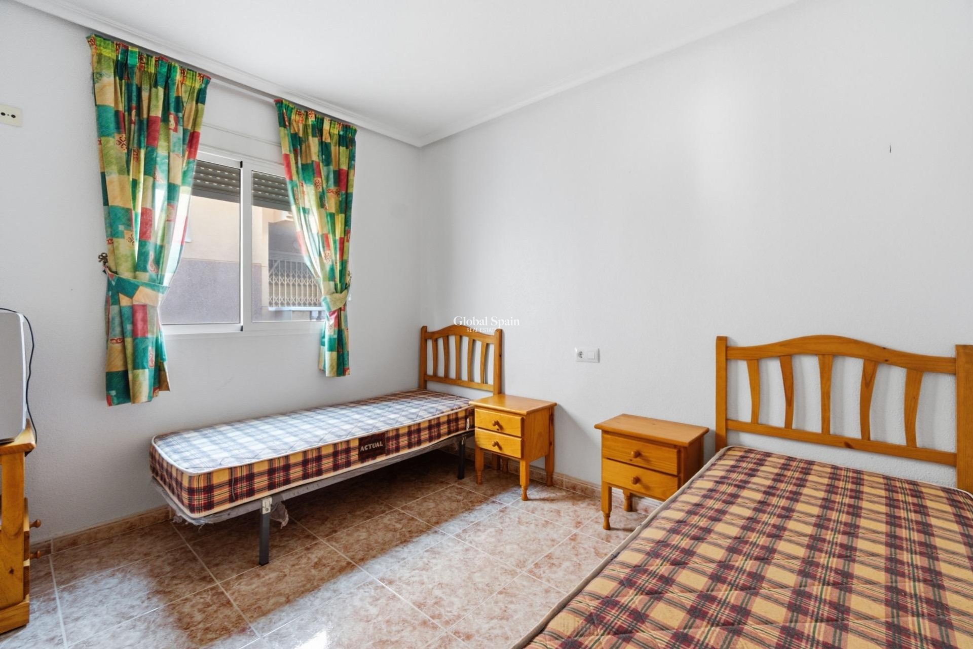 Revente - APPARTEMENT -
TORREVIEJA - Playa de los Locos