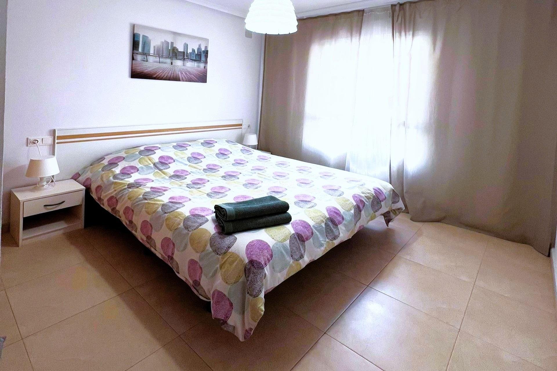 Revente - APPARTEMENT -
TORREVIEJA - Playa de los Locos