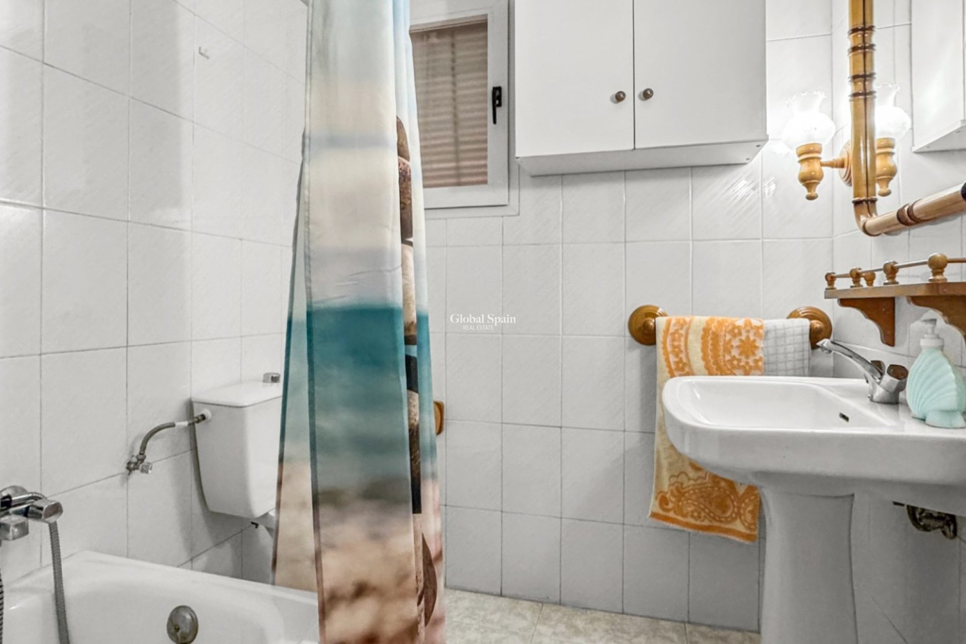 Revente - APPARTEMENT -
TORREVIEJA - Playa de los Locos