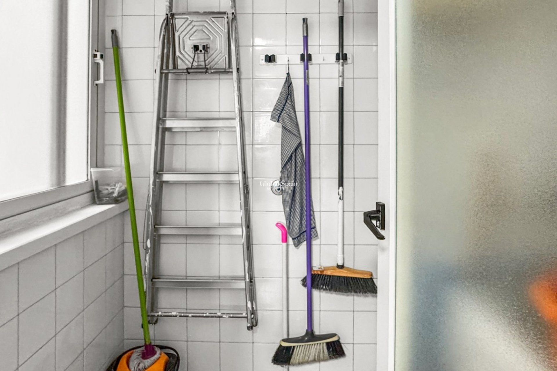 Revente - APPARTEMENT -
TORREVIEJA - Playa de los Locos