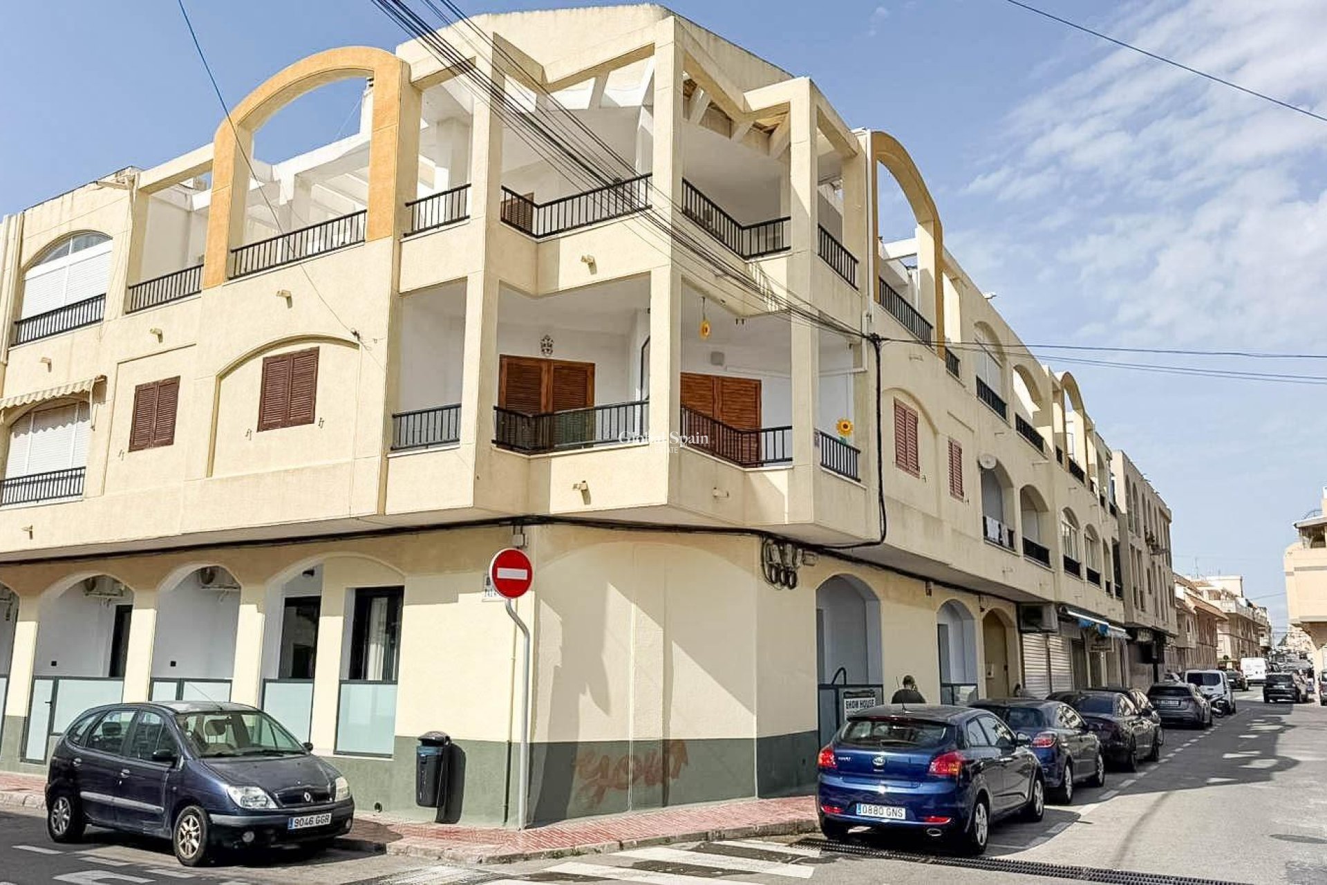 Revente - APPARTEMENT -
TORREVIEJA - Playa de los Locos