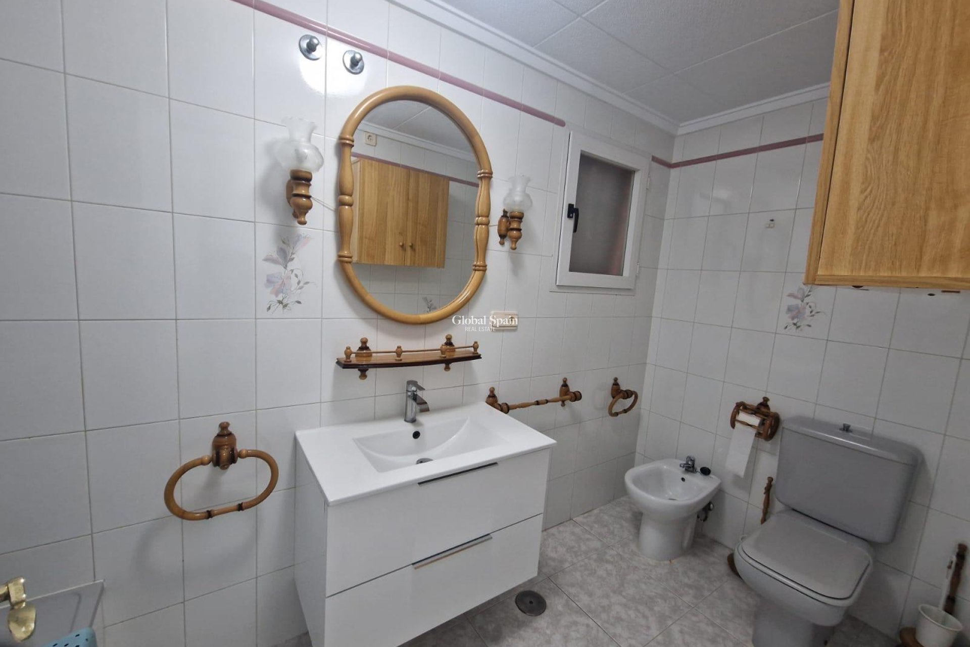 Revente - APPARTEMENT -
TORREVIEJA - Playa de los Locos