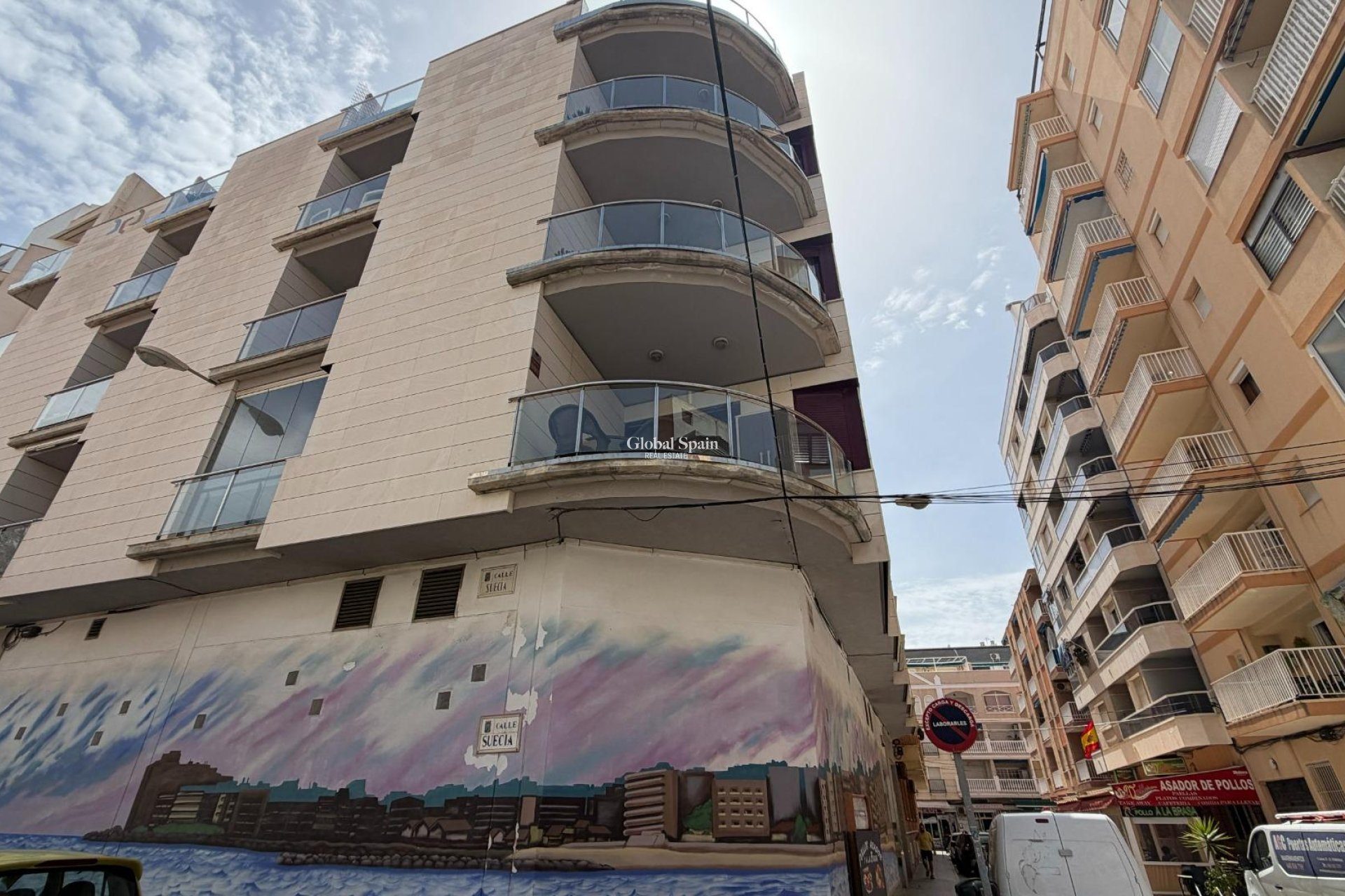Revente - APPARTEMENT -
TORREVIEJA - Playa de los Locos