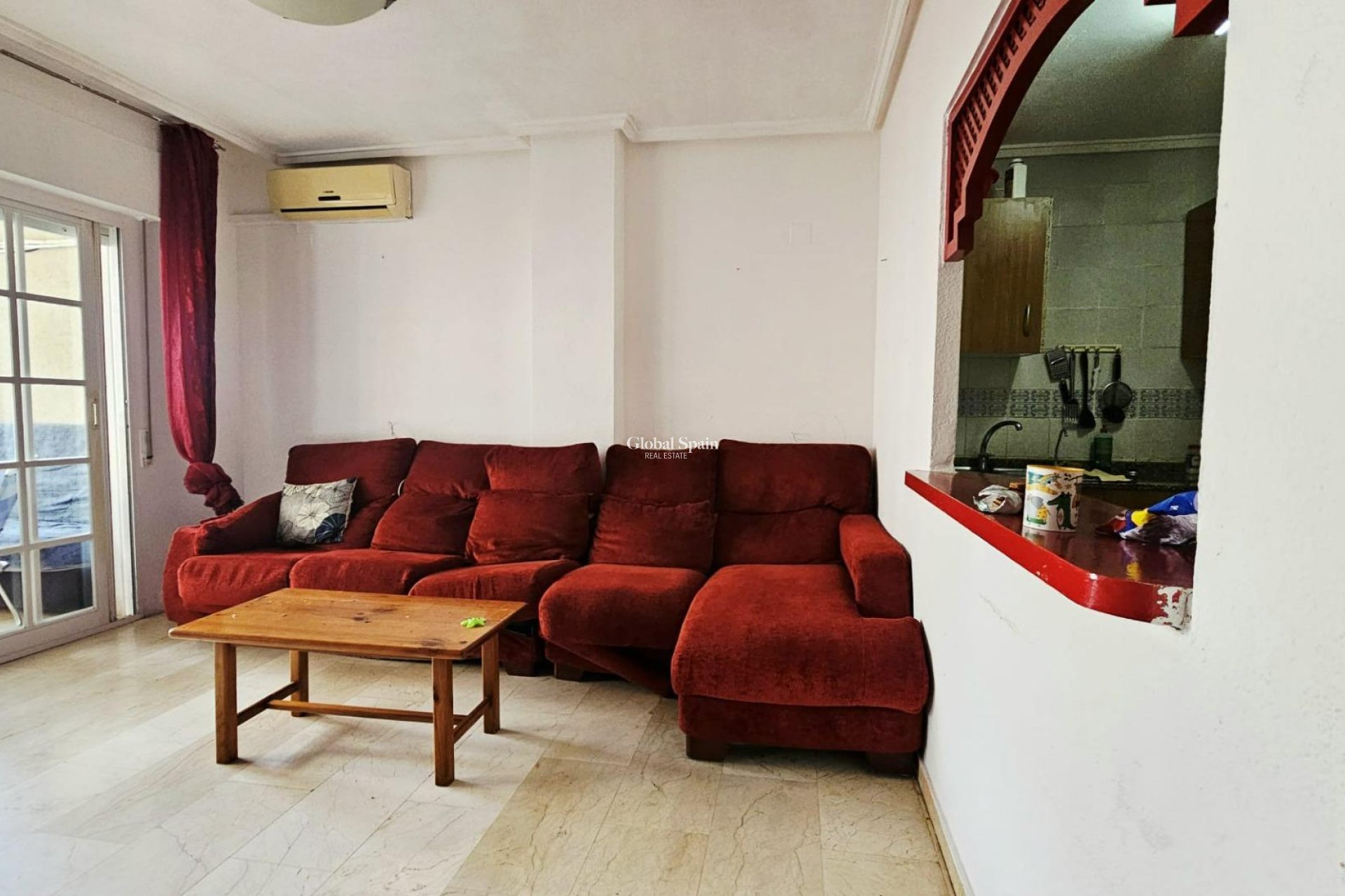 Revente - APPARTEMENT -
TORREVIEJA - Playa de los Locos