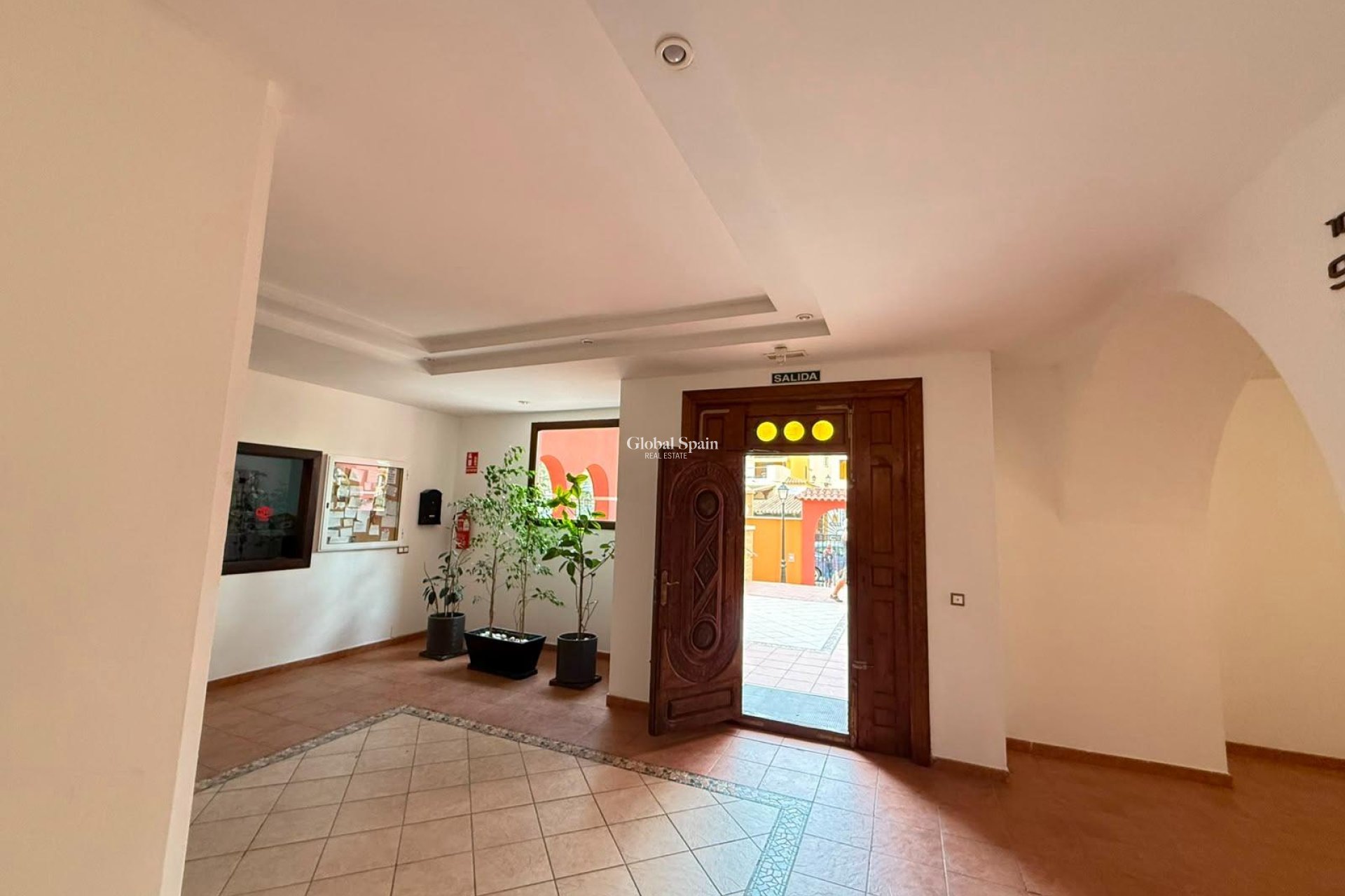 Revente - APPARTEMENT -
TORREVIEJA - Playa de los Locos