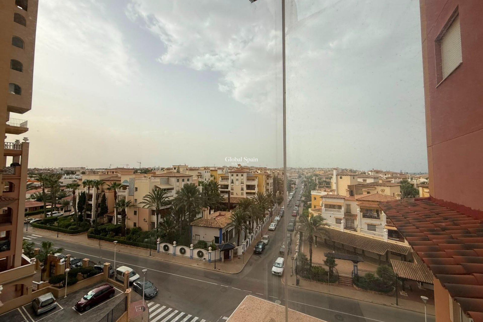 Revente - APPARTEMENT -
TORREVIEJA - Playa de los Locos