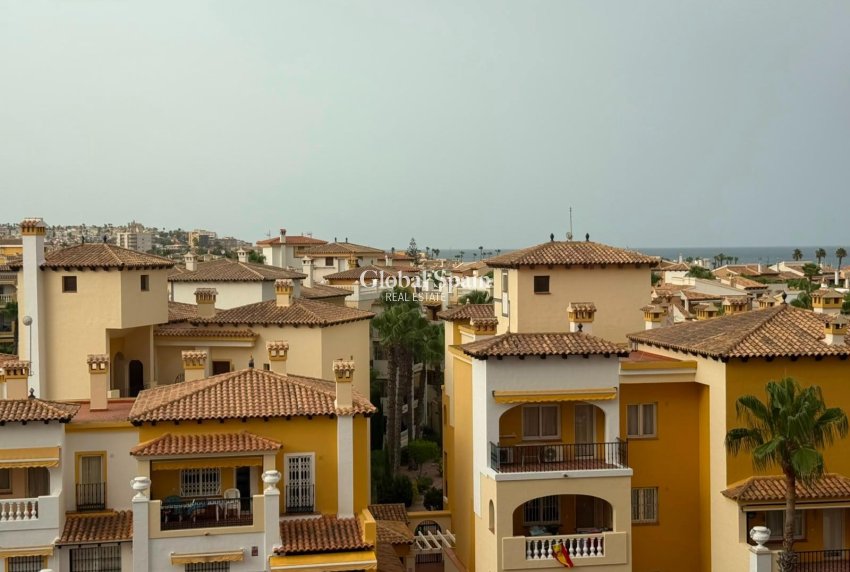 Revente - APPARTEMENT -
TORREVIEJA - Playa de los Locos