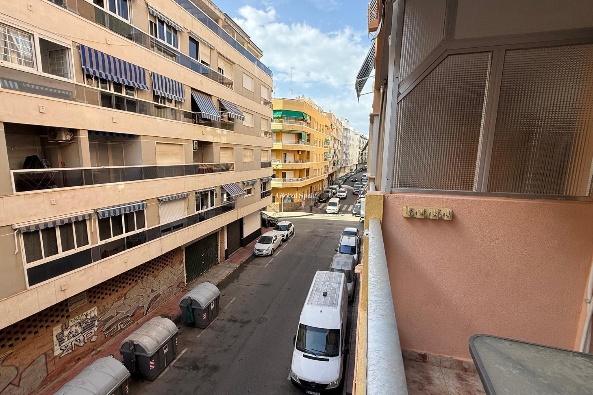 Revente - APPARTEMENT -
TORREVIEJA - Playa de los Locos