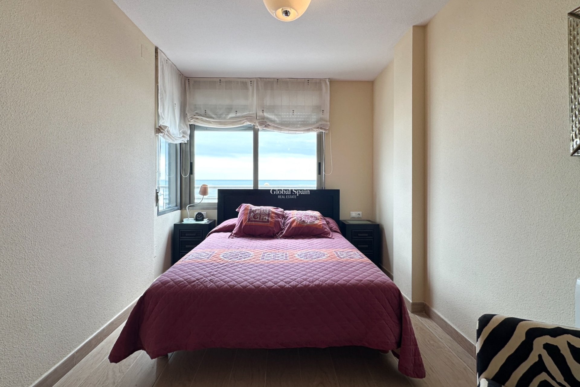Revente - APPARTEMENT -
TORREVIEJA - Playa de los Locos