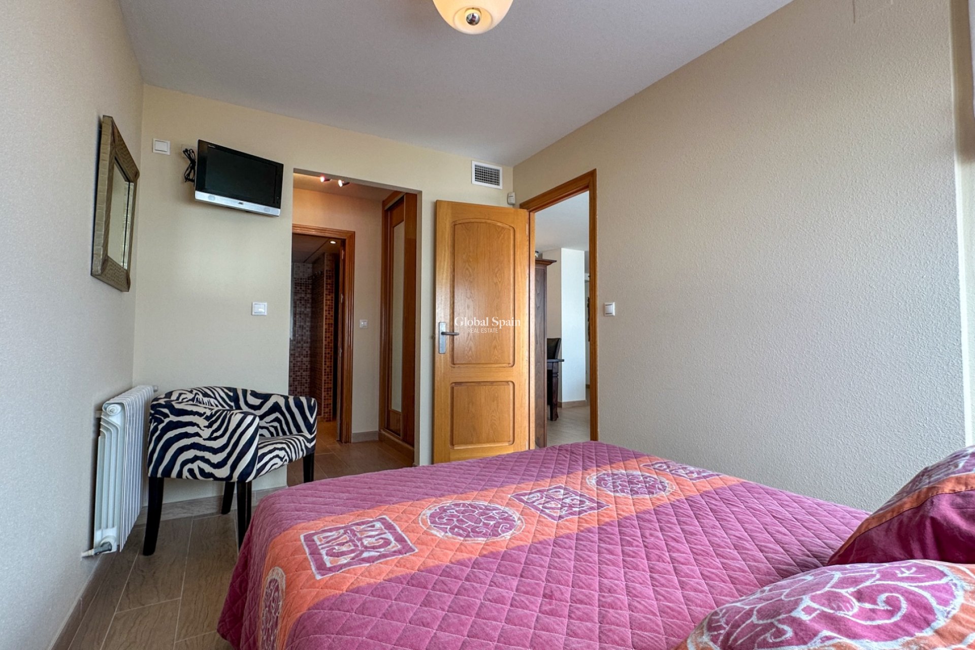 Revente - APPARTEMENT -
TORREVIEJA - Playa de los Locos
