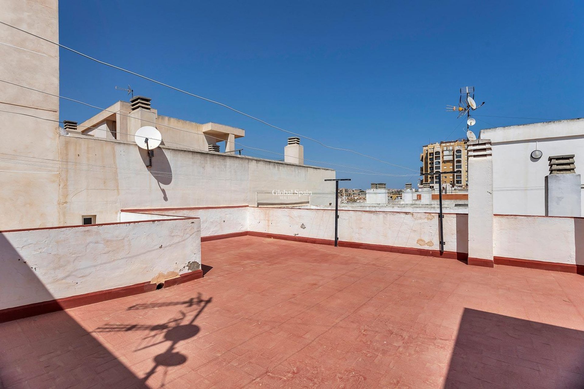 Revente - APPARTEMENT -
TORREVIEJA - Playa de los Locos