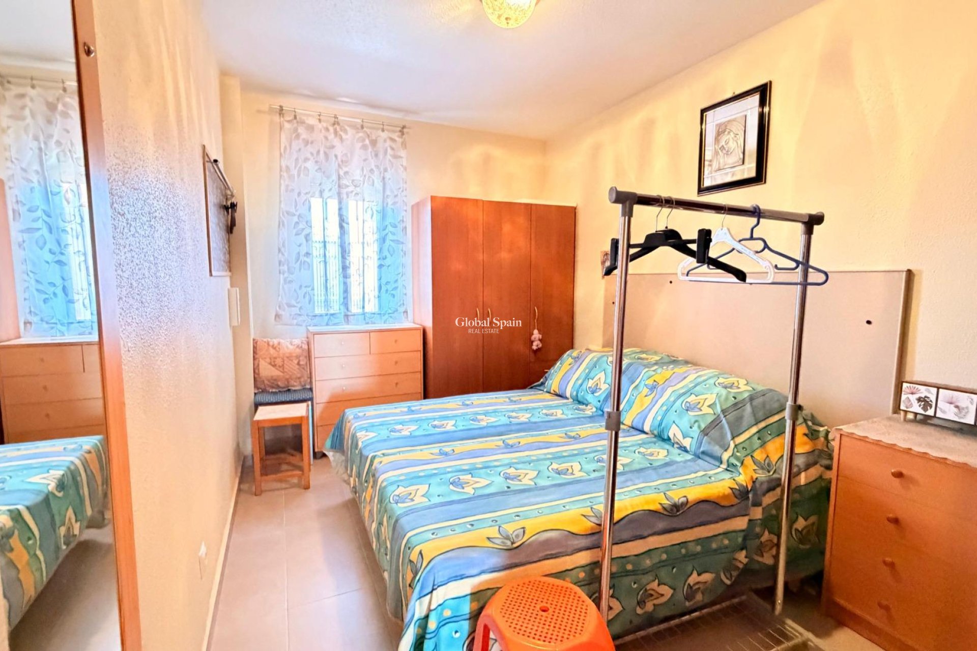 Revente - APPARTEMENT -
TORREVIEJA - Playa De Los Náufragos