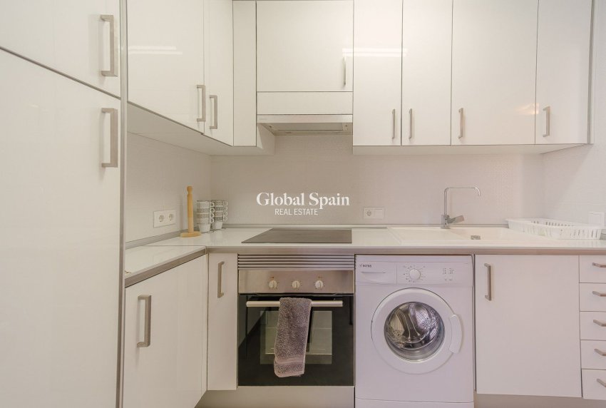 Revente - Appartement -
TORREVIEJA - Playa del cura