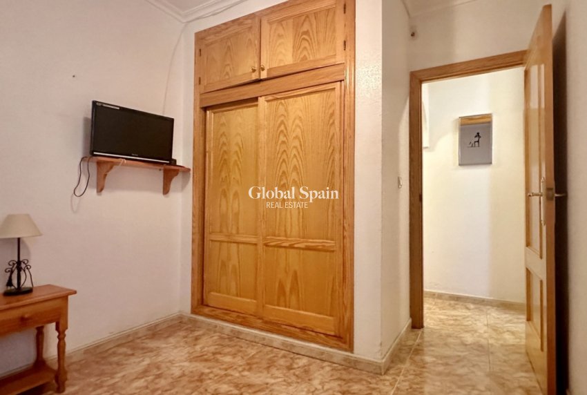 Revente - Appartement -
TORREVIEJA - Playa del Cura