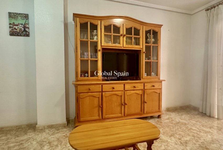 Revente - Appartement -
TORREVIEJA - Playa del Cura