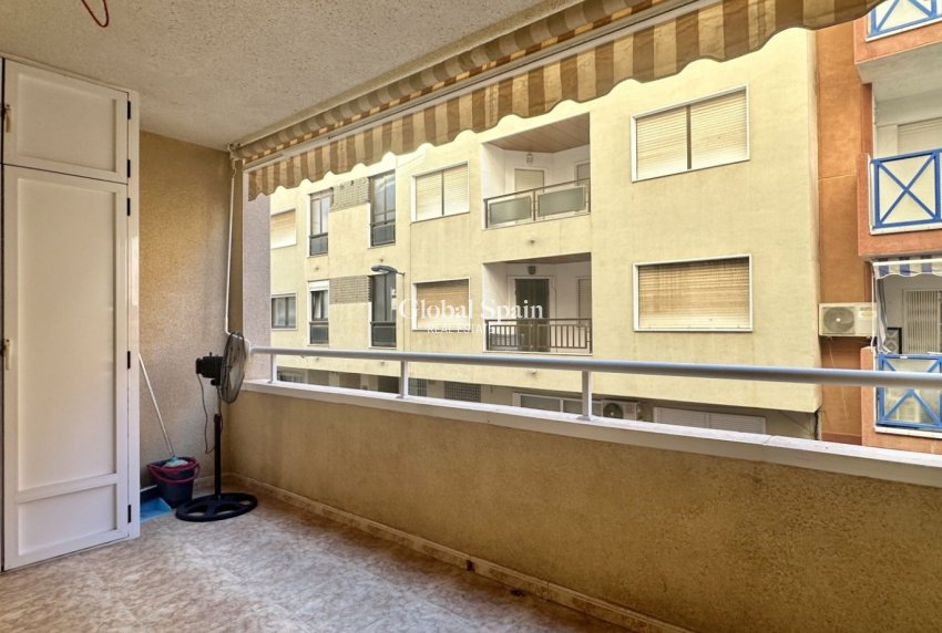 Revente - Appartement -
TORREVIEJA - Playa del Cura