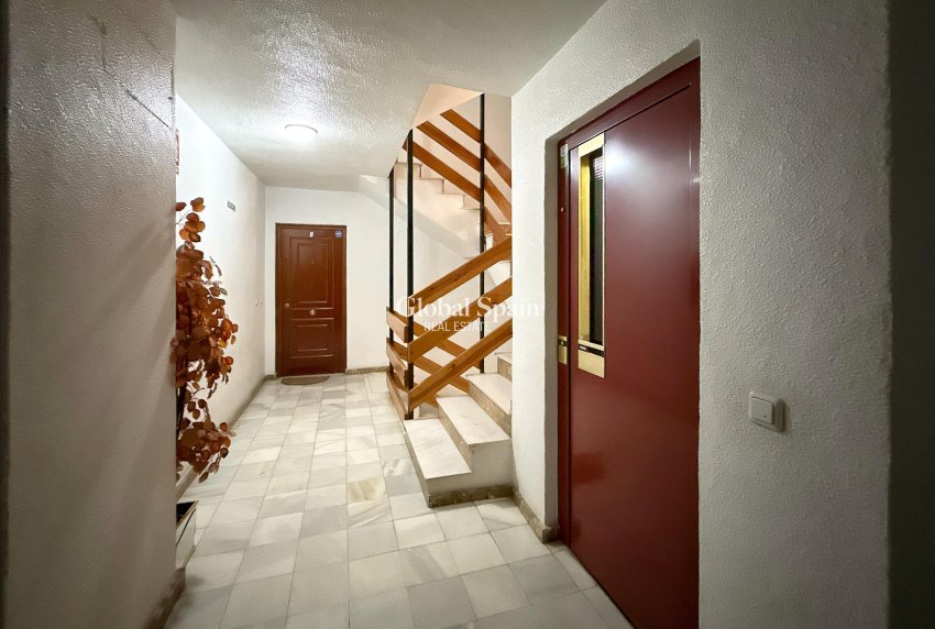 Revente - Appartement -
TORREVIEJA - Playa del cura