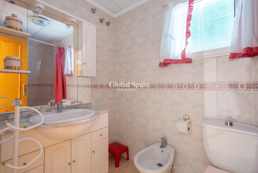 Revente - Appartement -
TORREVIEJA - Playa del cura