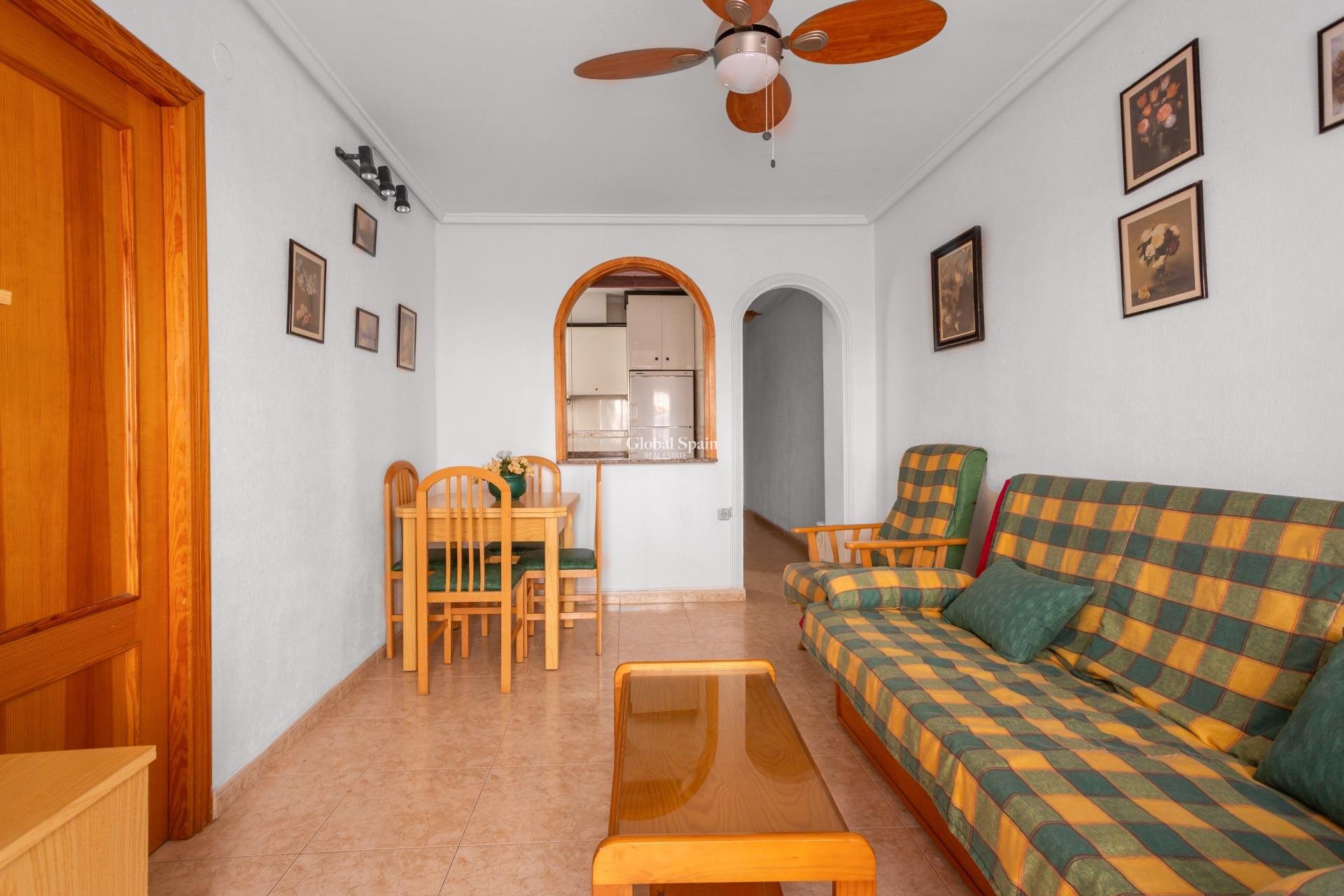 Revente - Appartement -
TORREVIEJA - Playa del cura