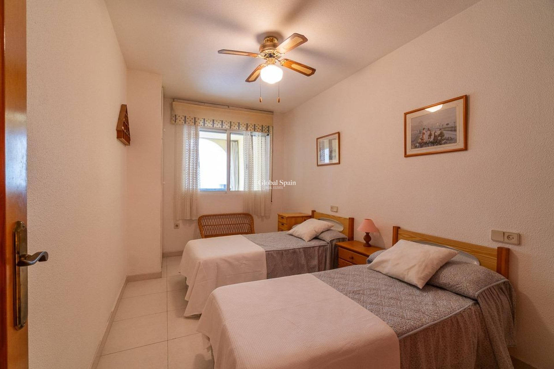 Revente - Appartement -
TORREVIEJA - Playa del cura