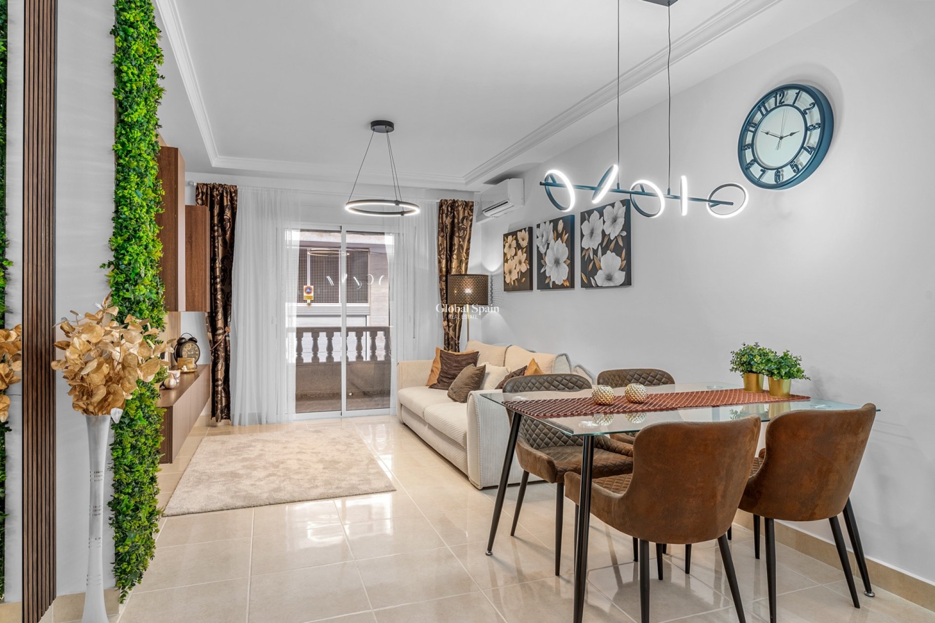 Revente - Appartement -
TORREVIEJA - Playa del Cura