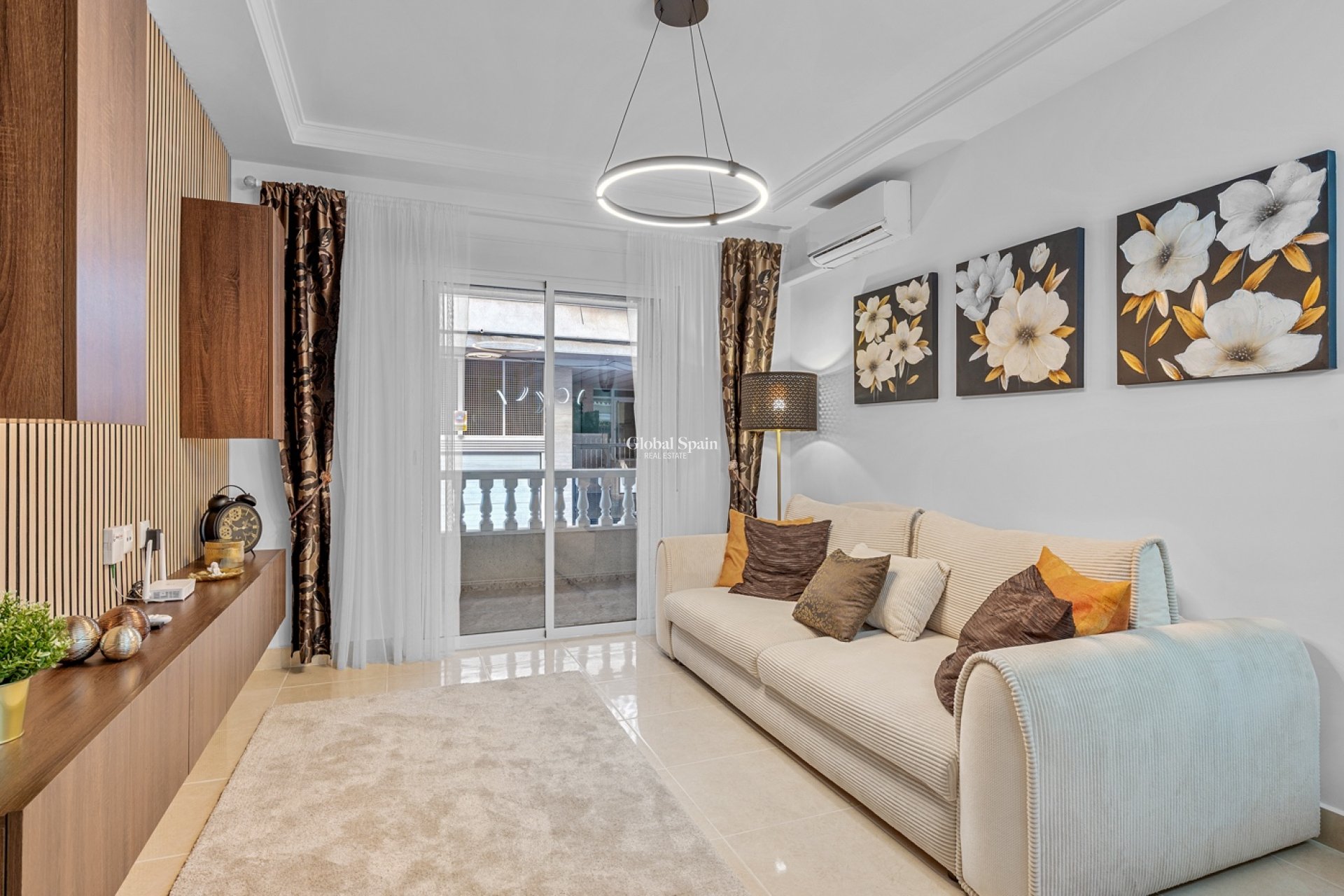 Revente - Appartement -
TORREVIEJA - Playa del Cura