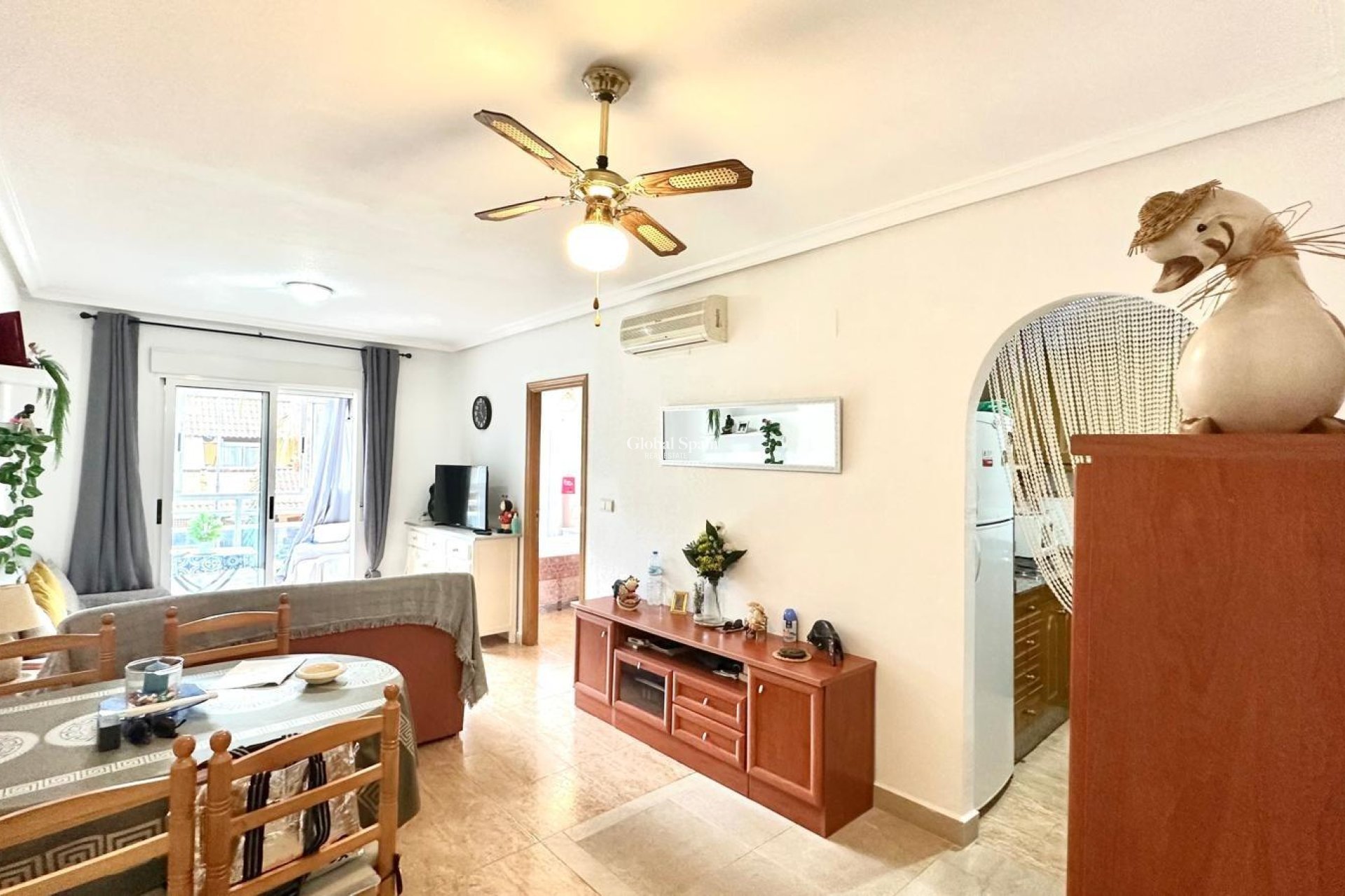 Revente - APPARTEMENT -
TORREVIEJA - Playa del Cura